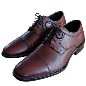 Johnston & Murphy Men's Size 9 Classic Brown Leather Lace-up Dress Shoes